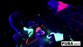 Hot babes lick each other