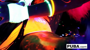 Hot babes lick each other