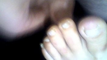 Leche en pies de mi mujer d 7