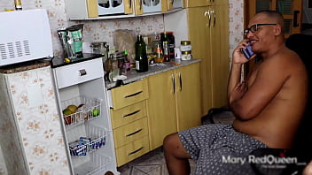 Chamei minha amiga pra faxinar e ela que levou pau do meu marido