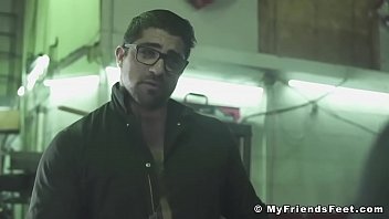 Sweaty Feet Worshiping And Toe Licking thumbnail