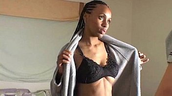 Easydater plumber fucks the housewife and gets caught in the act