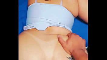 Apostei uma gozada na minha bunda e perdi escorreu toda porra