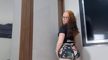 Estou molhada de tesao quero gosar na pica vem comigo