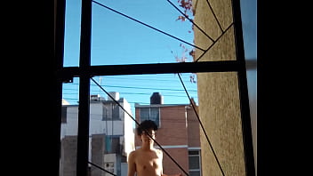 Camino un poco desnudo