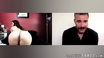 Inked stepdaughter solo pussy plays