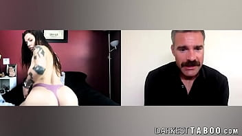 Inked stepdaughter solo pussy plays