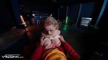 Vr horny blonde in ripped pantyhose fucks hard with joker in cosplay parody