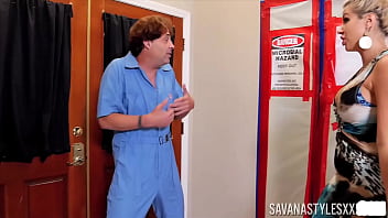 Slutty milf savana styles gives her butthole to calm eric john down