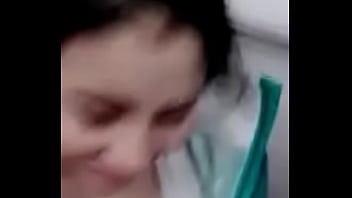 Girlfriend suck dick on homemade