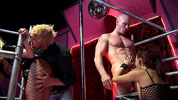 Bobbi eden and claudia adams share a cock