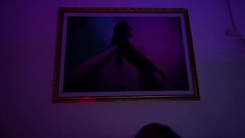 Hot latina get horny and cums