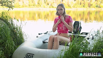 18yo alice flore moaning softly while orgasming at perfect18