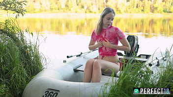 18yo alice flore moaning softly while orgasming at perfect18