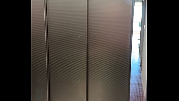 Bonjour voisin vous allez aussi à la plage faire de la gym