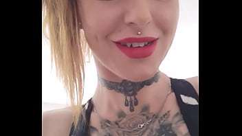 Attention demain je t invite dans ma chambre pour une séance de sport