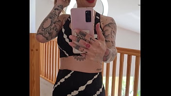 Attention demain je t invite dans ma chambre pour une séance de sport