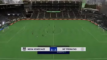 Juíz safadinho enfiou tudo no time de futebol