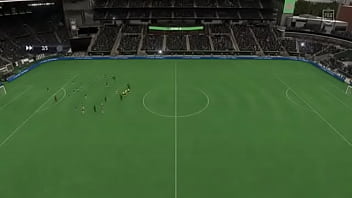 Juíz safadinho enfiou tudo no time de futebol