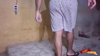 Botando big dildo revisando no cu da novinha da favela Botando big dildo revisando no cu da novinha da favela