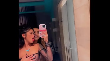 Festinha particular com a deliciosa natinha rios quer ver o que rolou disponível no nosso only