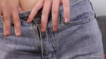 Teen perv bramblebee is drilling herself to please her horniness