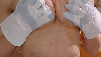 Kitana lure creampied on the job