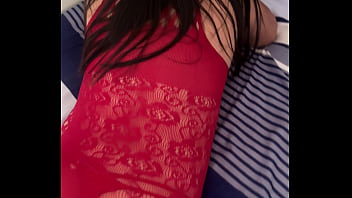 Spy 1 watching my stepsister play with her cell phone