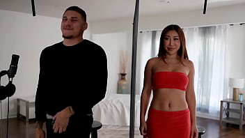 Curvy asian goddess nicole doshi gets fucked by her hot blind date victor ray
