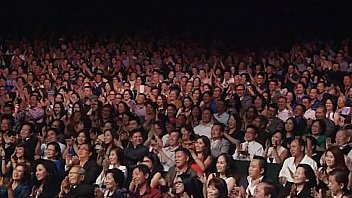 Tinh dep xot xa & tinh dau ha thanh xuan