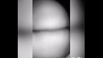 Culona abriendo y cerrando