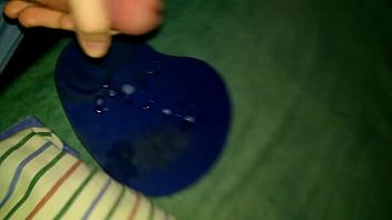 3ra corrida del día mía mmm aún sale leche