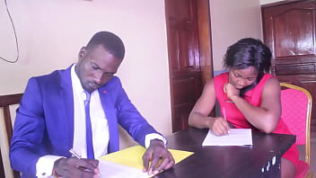 Le Vrai Porno En Orgasmes En Afrique De Baltasar Et De La Femme Du Premier Ministre Au Bureau Clos thumbnail