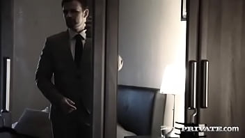 Housewife lola gatsby drains cum in the kitchen