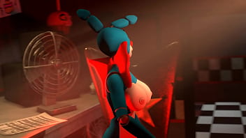 Sexy bonnie is spinning and cannot understand who wants to fuck her