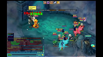 Tigrinho safado botando boss de joelho gostoso enchendo o rabão dele de tapa