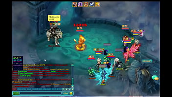 Tigrinho safado botando boss de joelho gostoso enchendo o rabão dele de tapa