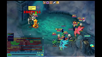 Tigrinho safado botando boss de joelho gostoso enchendo o rabão dele de tapa