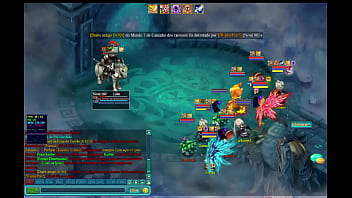 Tigrinho safado botando boss de joelho gostoso enchendo o rabão dele de tapa