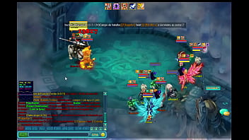 Tigrinho safado botando boss de joelho gostoso enchendo o rabão dele de tapa Tigrinho safado botando boss de joelho gostoso enchendo o rabão dele de tapa