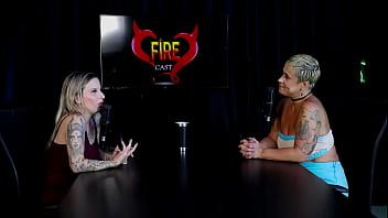 Tem um público misto é milf pegou um que brochou e já passou muita raiva por isso escolhe suas batalhas just joana watch sheer red