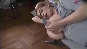 Milf tetona lactando Milf tetona lactando