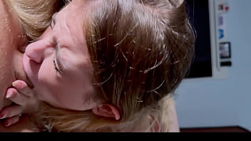 Hot blonde stepsister loves to make a deepthroat