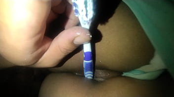 Mi esposa bien rica en la cama