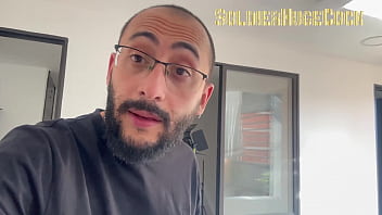 She had nowhere to stay and in gratitude she sucks my cock