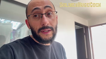 She had nowhere to stay and in gratitude she sucks my cock