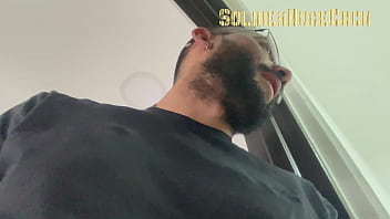 She had nowhere to stay and in gratitude she sucks my cock