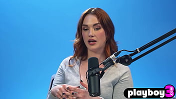 Sexy big butt milf enjoyed solo action and masturbation