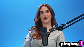 Sexy big butt milf enjoyed solo action and masturbation