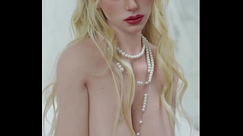 Lindsay horny blonde who likes it really dirty